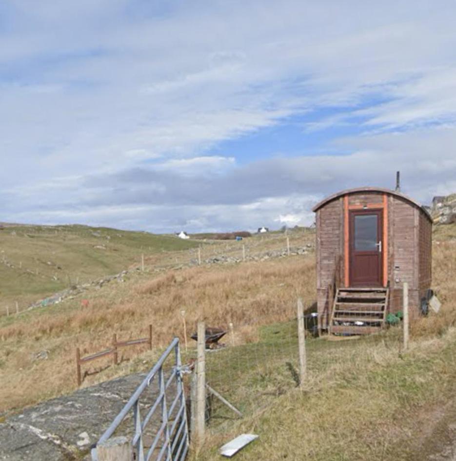 Eco Crofter's Wagon By The Sea - Off Grid Experience - No Electricity - As Seen Soon On Netflix Campsite *