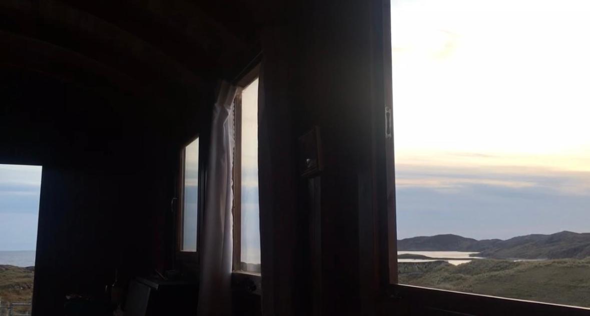 Eco Crofter's Wagon By The Sea - Off Grid Experience - No Electricity - As Seen Soon On Netflix *