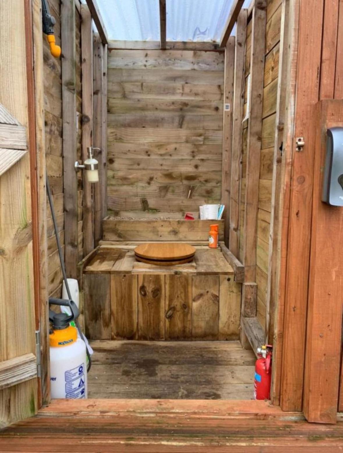 Eco Crofter's Wagon By The Sea - Off Grid Experience - No Electricity - As Seen Soon On Netflix * Rhiconich