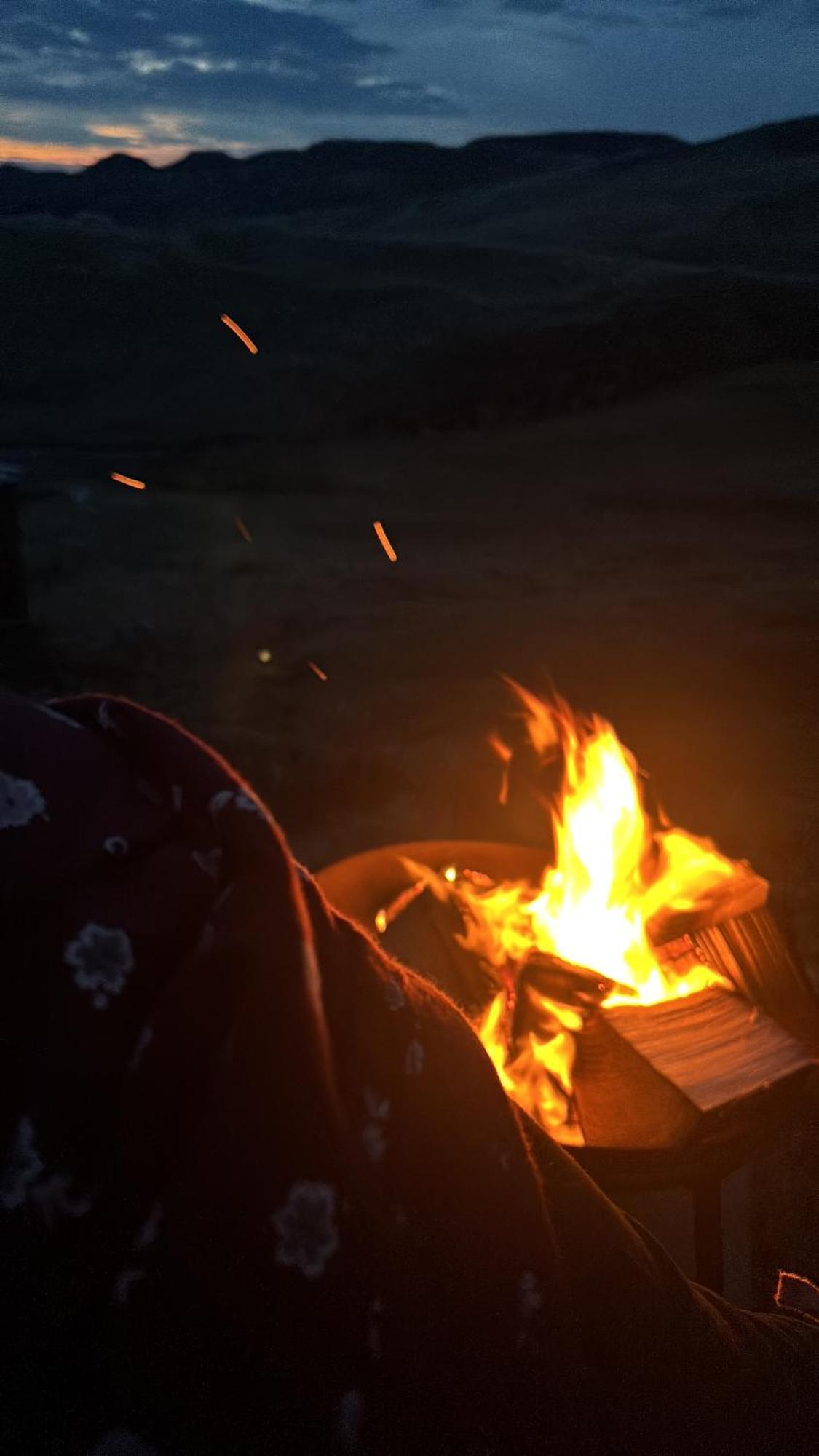Eco Crofter's Wagon By The Sea - Off Grid Experience - No Electricity - As Seen Soon On Netflix *