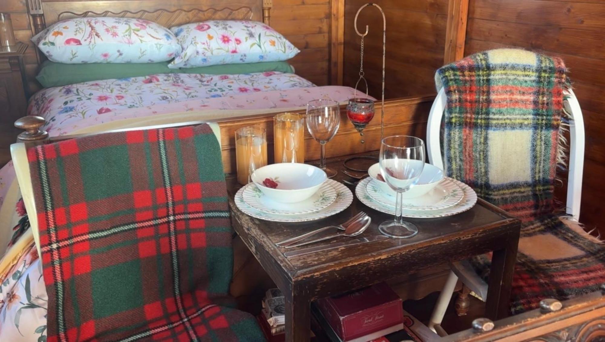 Campsite Eco Crofter's Wagon By The Sea - Off Grid Experience - No Electricity - As Seen Soon On Netflix *